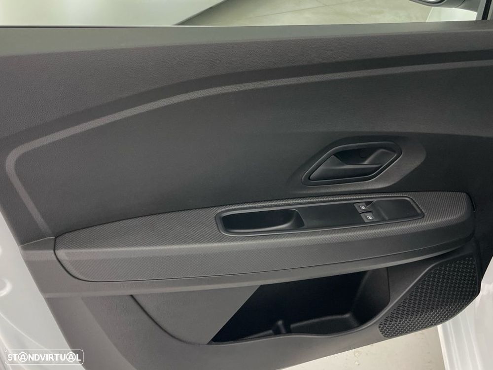 Dacia Sandero 1.0 SCe Essential - 17