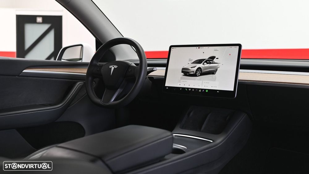 Tesla Model Y Long Range Dual Motor AWD - 48