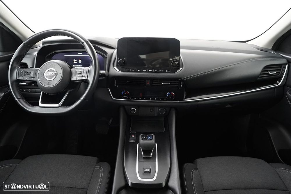 Nissan Qashqai 1.3 DIG-T N-Connecta Xtronic - 8