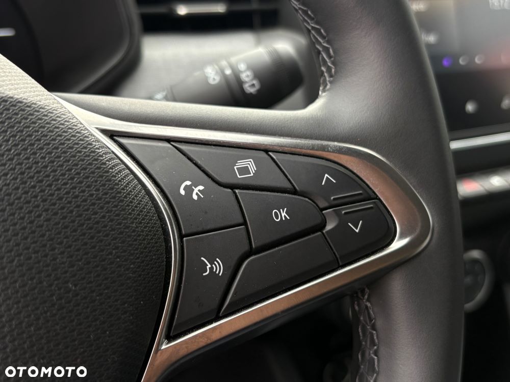 Renault Clio - 25