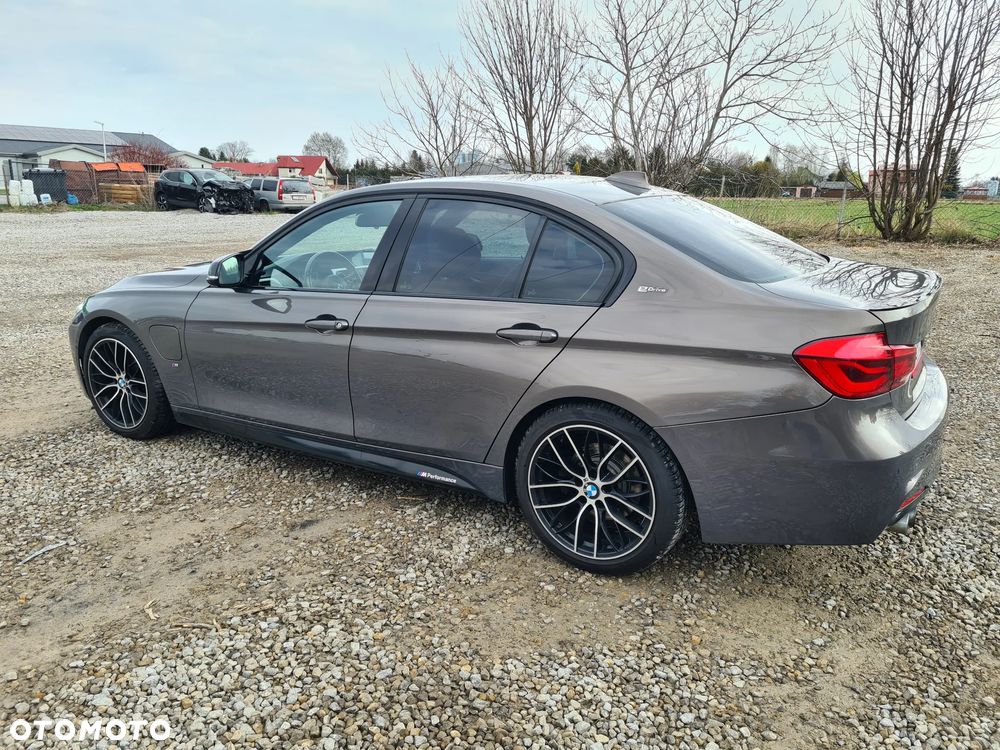BMW Seria 3 - 10