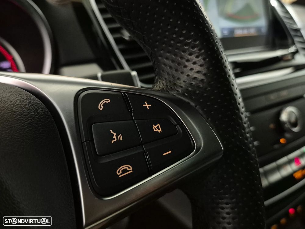 Mercedes-Benz GLE 350 d 4Matic 9G-TRONIC AMG Line - 44