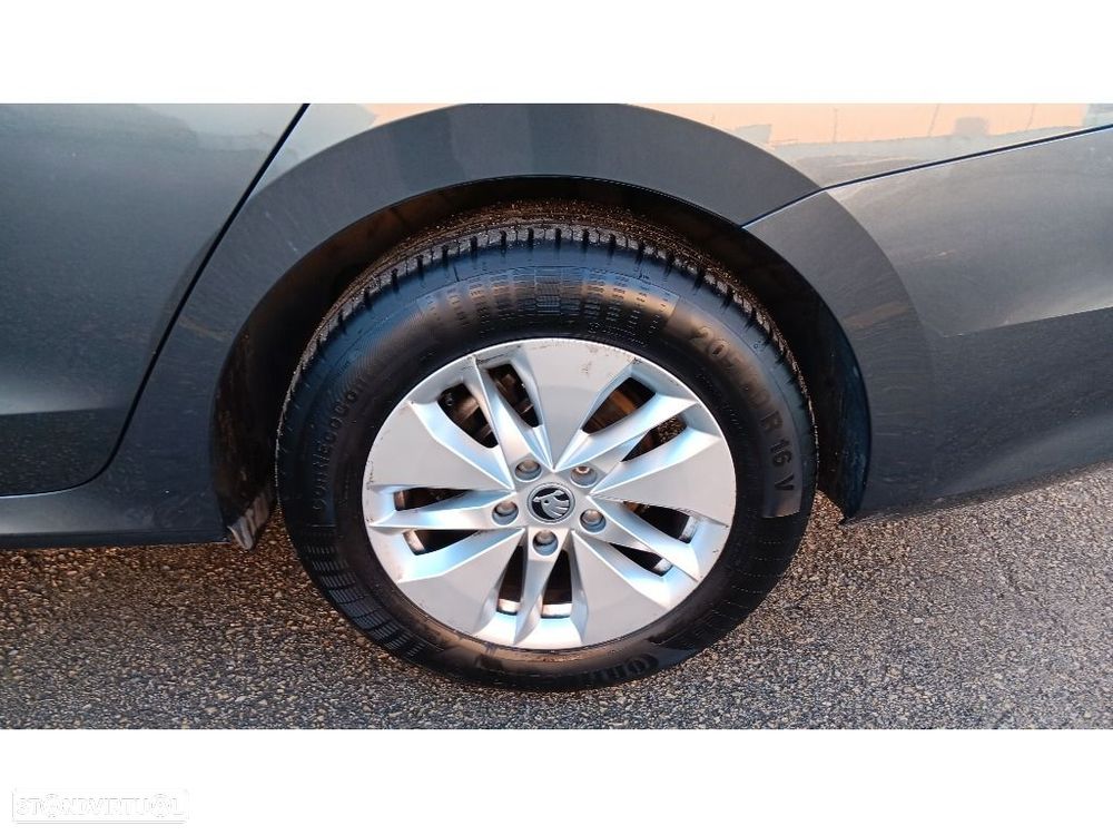 Skoda Octavia Break 2.0 TDI Ambition DSG - 30