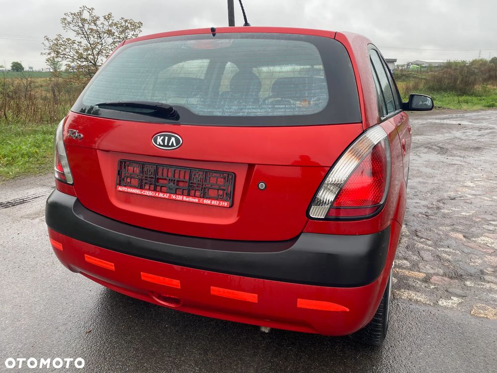 Kia Rio 1.4 EX - 12
