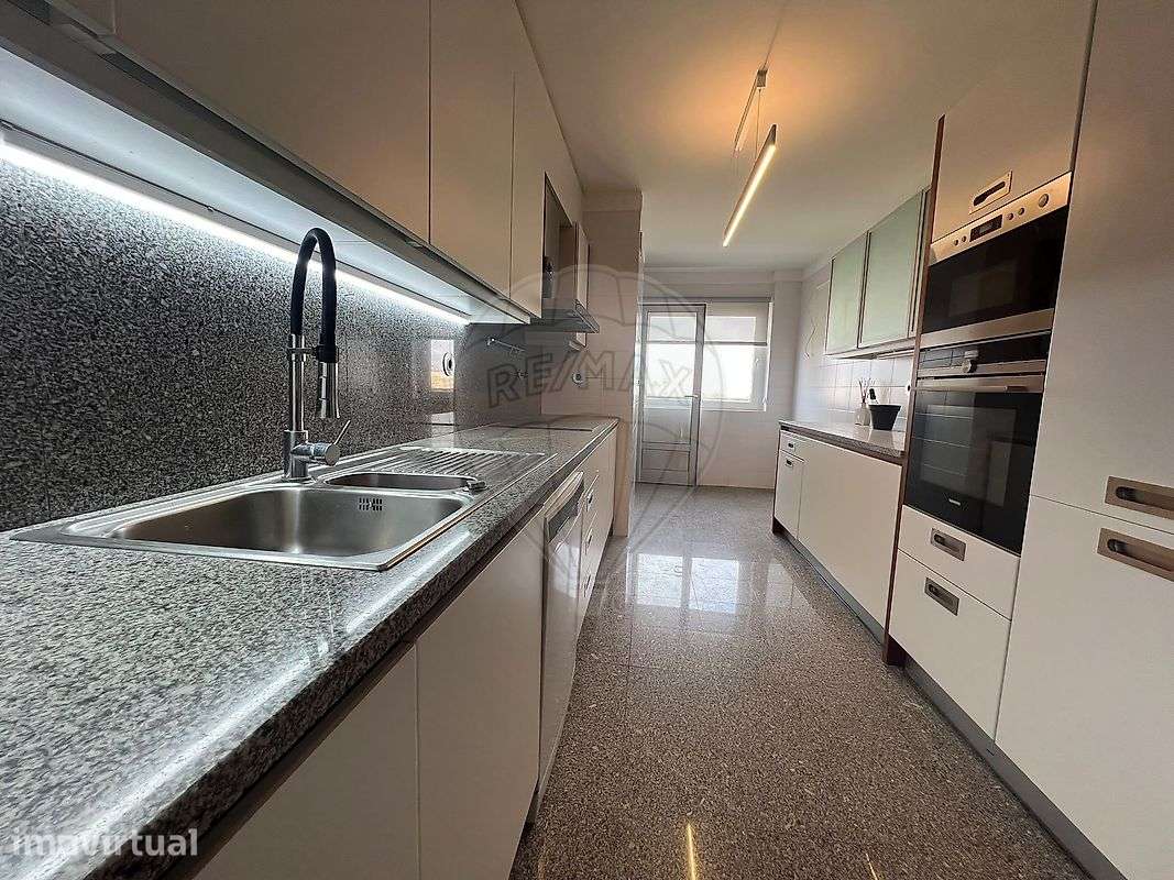 Apartamento T2 para arrendamento - Grande imagem: 4/26