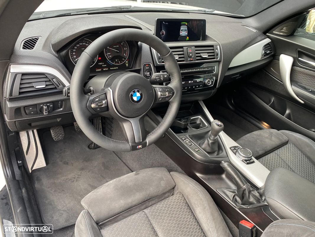 BMW 116 d Pack M - 12