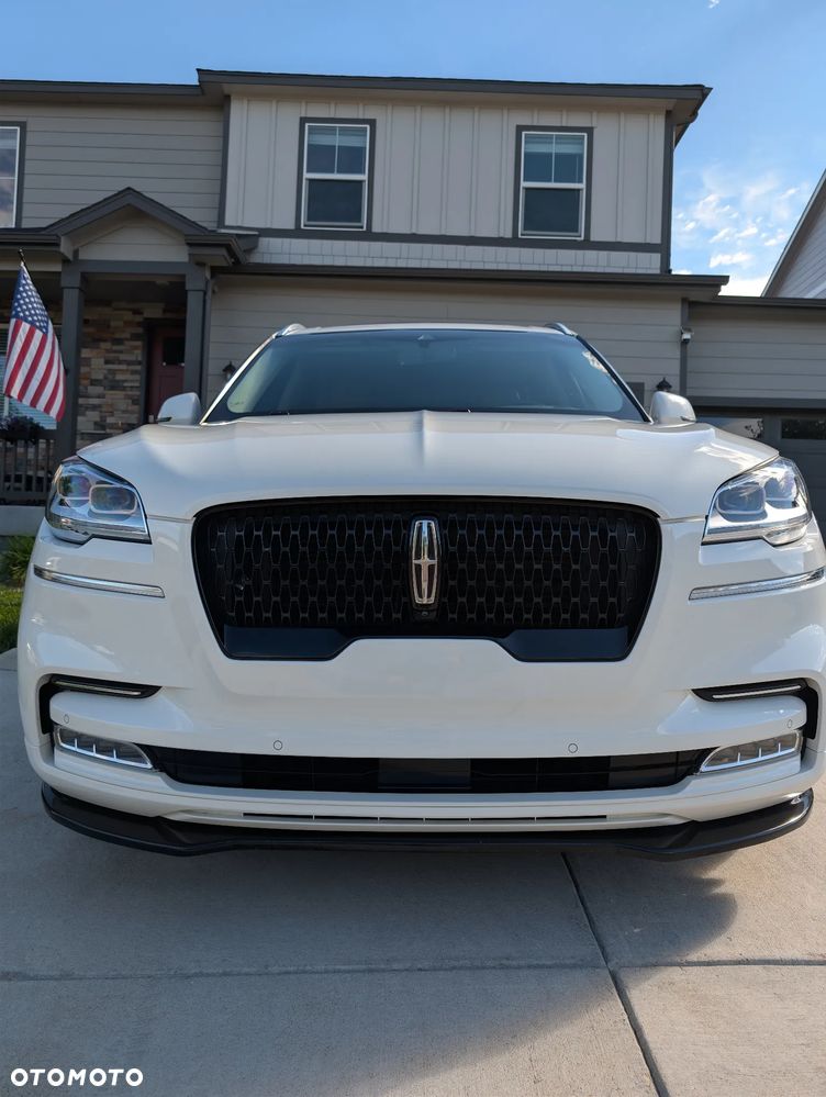 Lincoln Aviator - 9