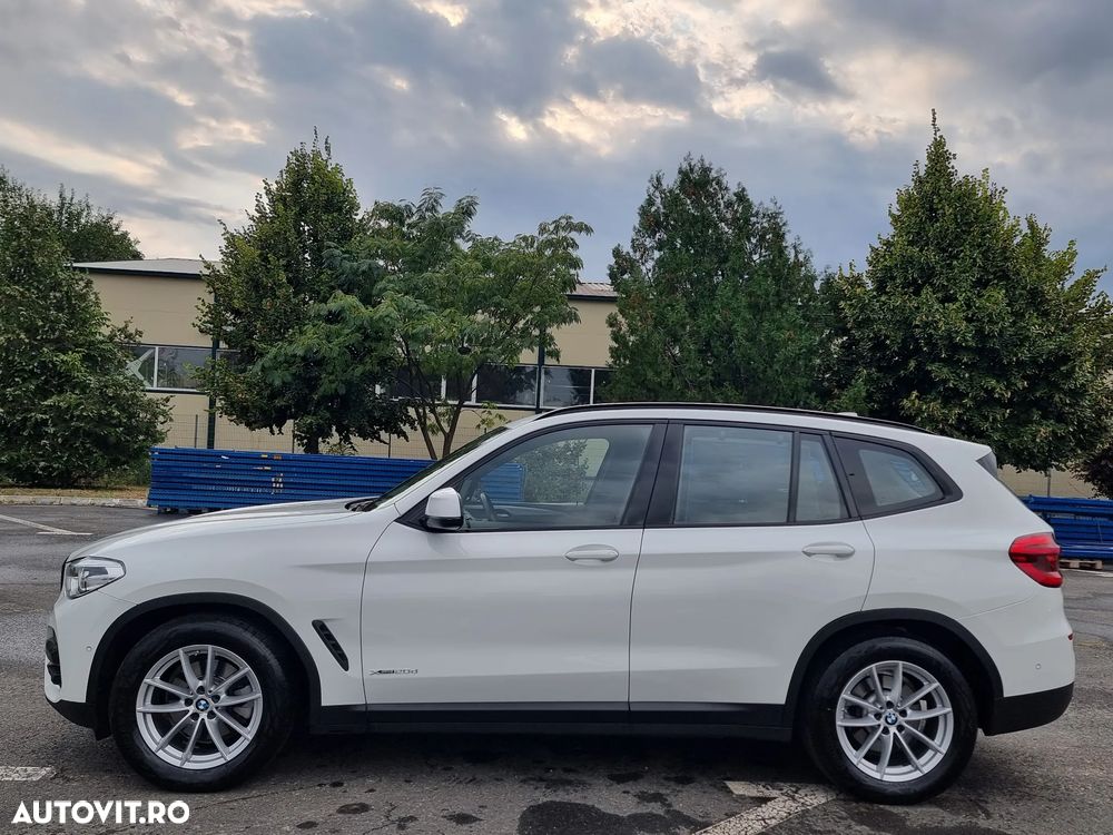 BMW X3 xDrive20d AT xLine - 25