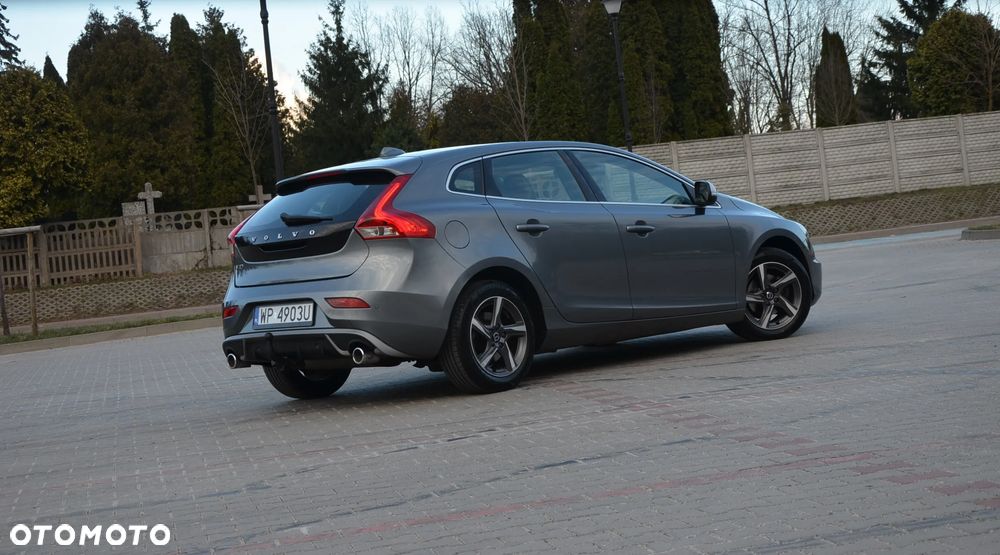 Volvo V40 D2 RDesign - 11