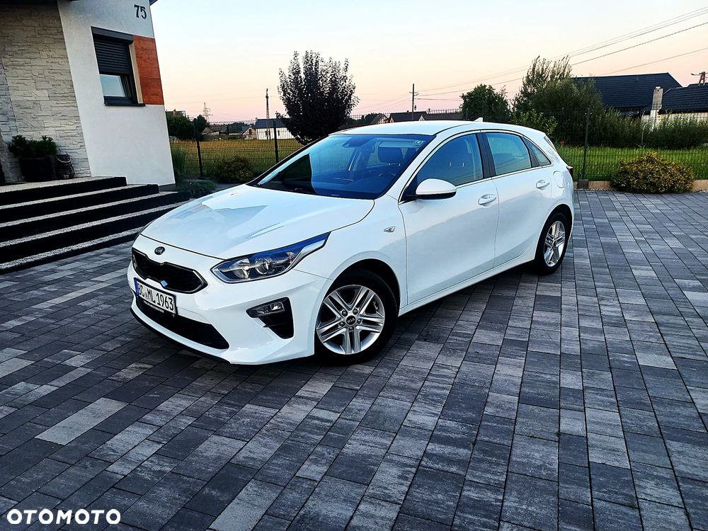 Kia Ceed 1.6 CRDi DCT Spirit - 14
