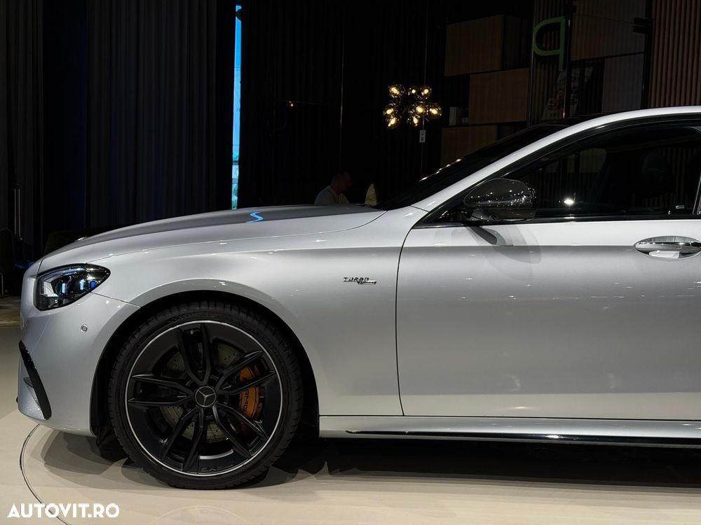 Mercedes-Benz E - 9