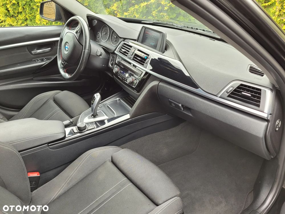 BMW Seria 3 318i GPF Sport Line Shadow - 20