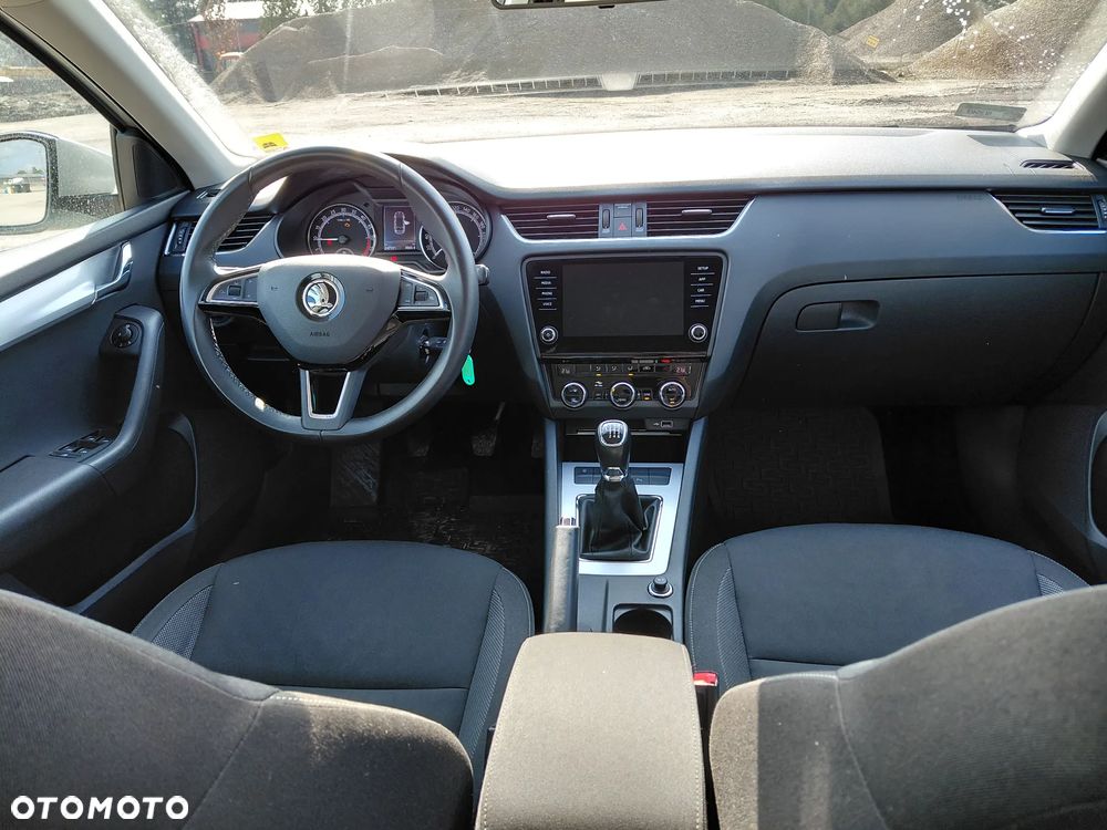 Skoda Octavia 2.0 TDI SCR Ambition - 10