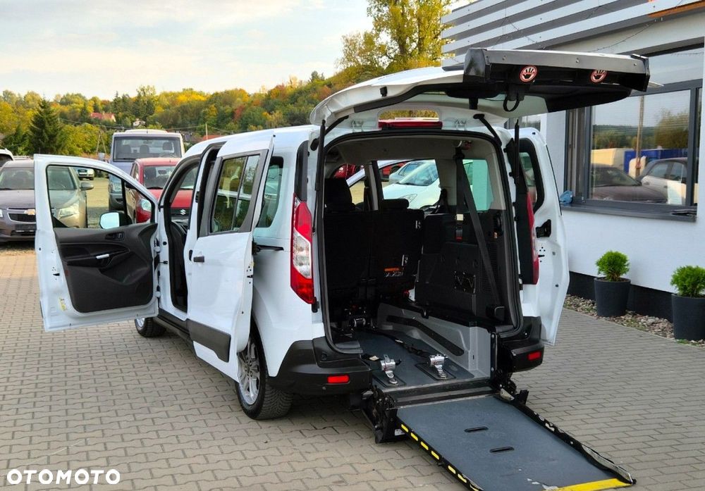 Ford Transit Connect - 21