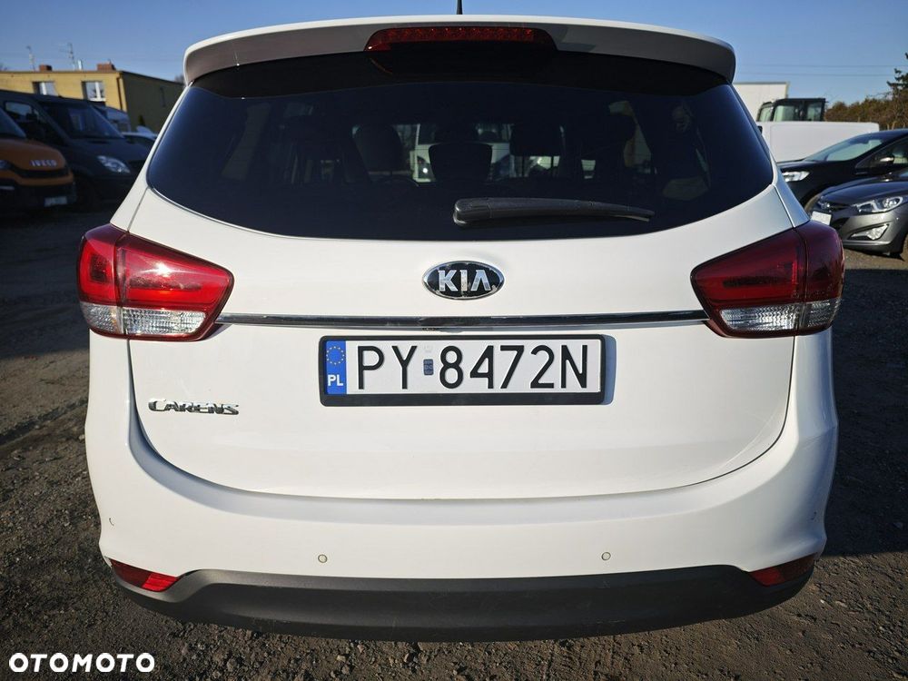 Kia Carens 1.6 GDI XL 7os - 25