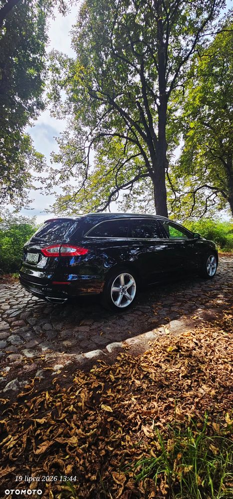 Ford Mondeo 2.0 TDCi STart-Stopp PowerShift-Aut Titanium - 4