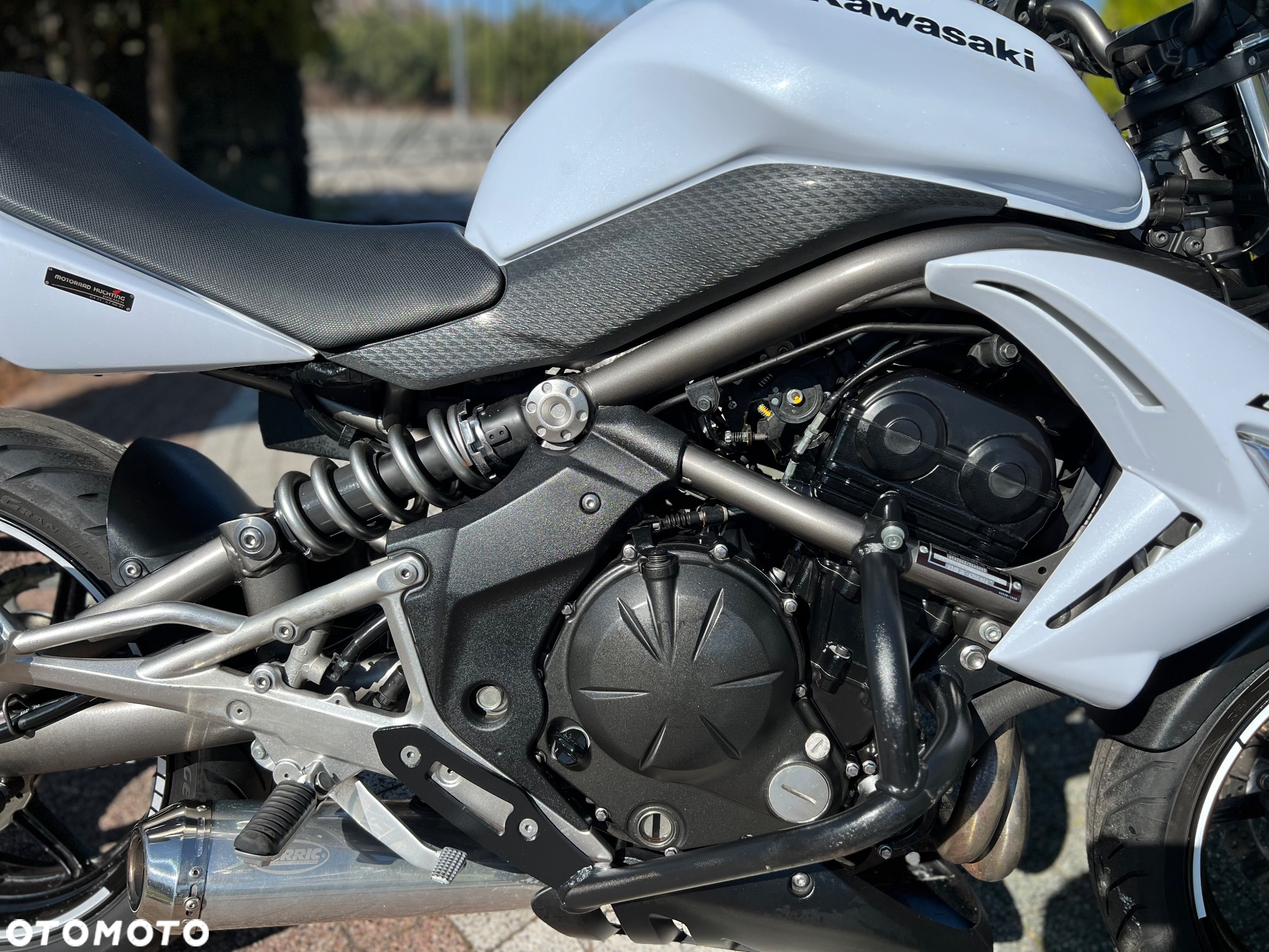 Kawasaki ER - 8