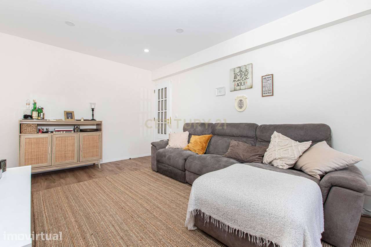 Apartamento T2 Totalmente Remodelado | Acabamentos de Alto Padrão | Da - Grande imagem: 5/21