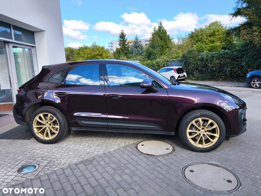 Porsche Macan Standard - 1