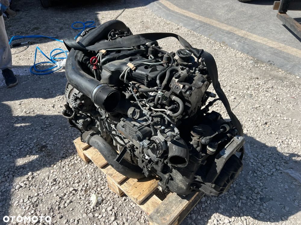 SILNIK VOLVO V70 S80 XC70 2.4 D5 KOMPLETNY D5244T - 4