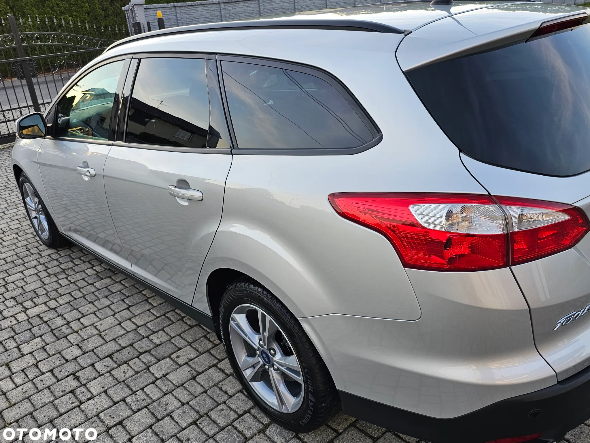 Ford Focus Turnier 1.0 EcoBoost Start-Stopp-System Business Edition - 30