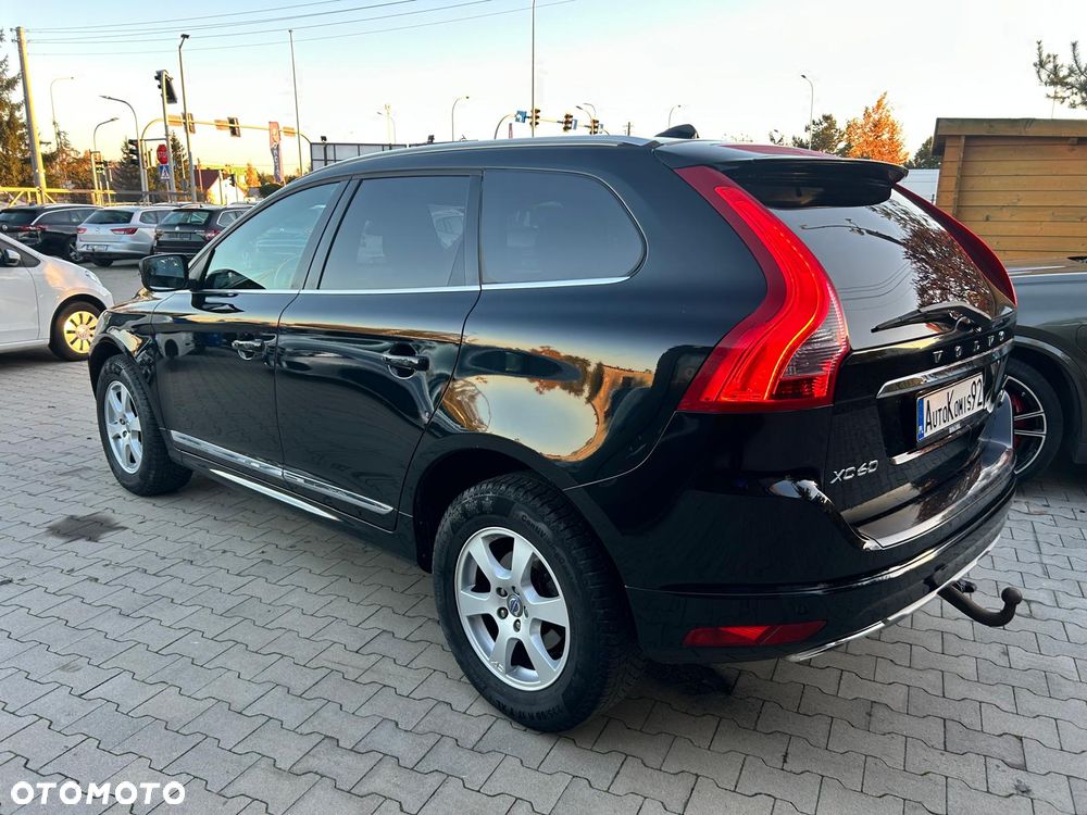 Volvo XC 60 D4 Geartronic Momentum - 10