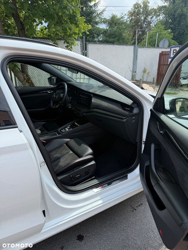 Skoda Octavia 2.0 TDI DSG 4x4 RS Plus - 7