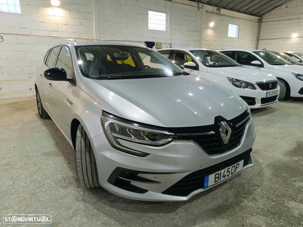 Renault Mégane Sport Tourer 1.5 Blue dCi Limited EDC - 4