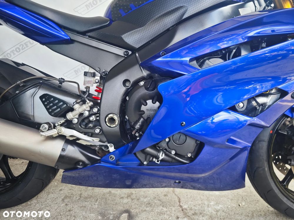 Yamaha YZF - 12