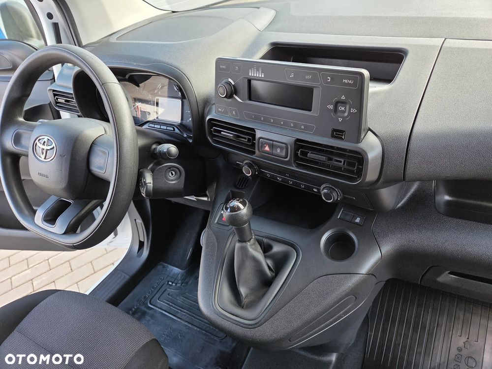 Toyota ProAce - 30