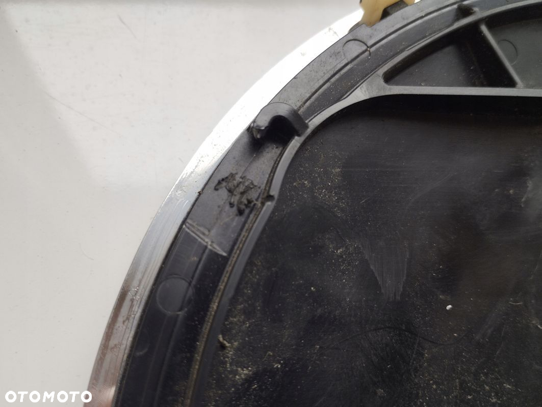 Znaczek emblemat Mercedes A0008880500 - 5
