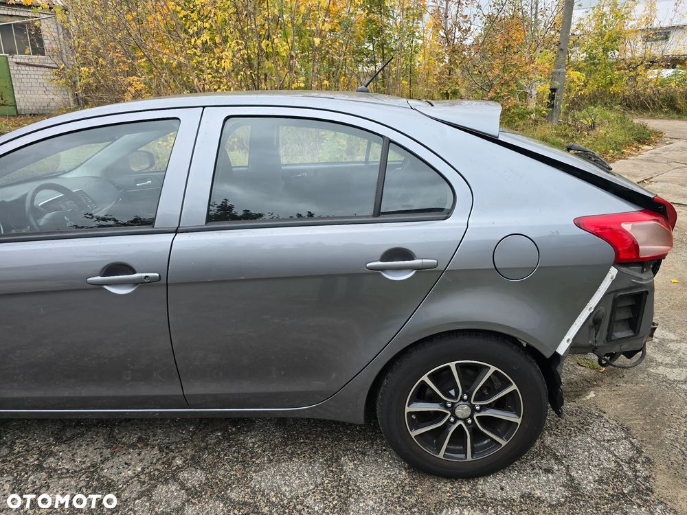 Mitsubishi Lancer - 18