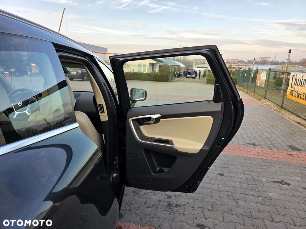Volvo XC 60 T5 Powershift RDesign - 11