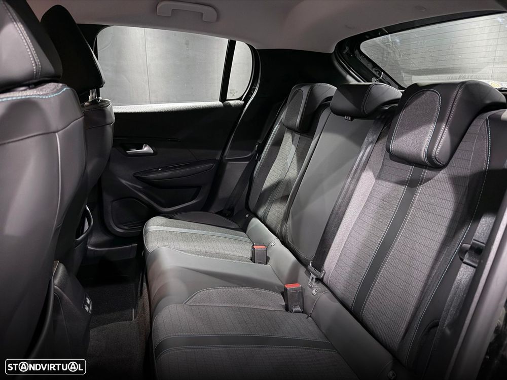 Peugeot e-208 50 kWh Allure Pack - 32