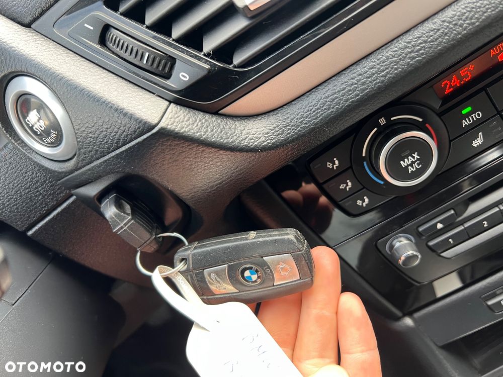 BMW X1 sDrive16d Sport Line - 38