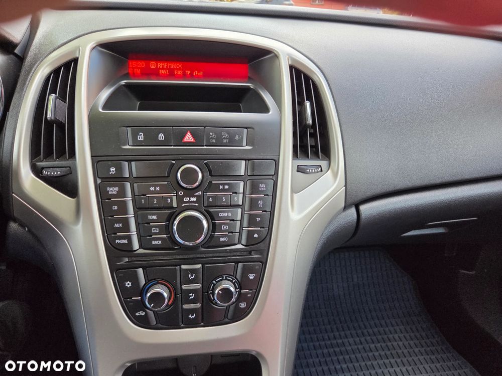 Opel Astra 1.4 Turbo - 12