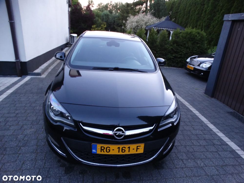 Opel Astra 1.4 Turbo Cosmo - 3