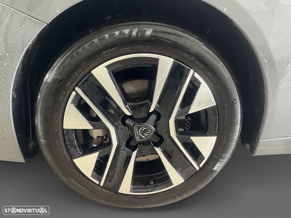 Peugeot 208 1.2 PureTech Allure - 14