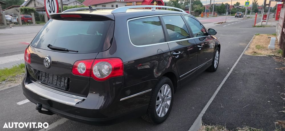 Volkswagen Passat 2.0 TDI DPF Highline - 30