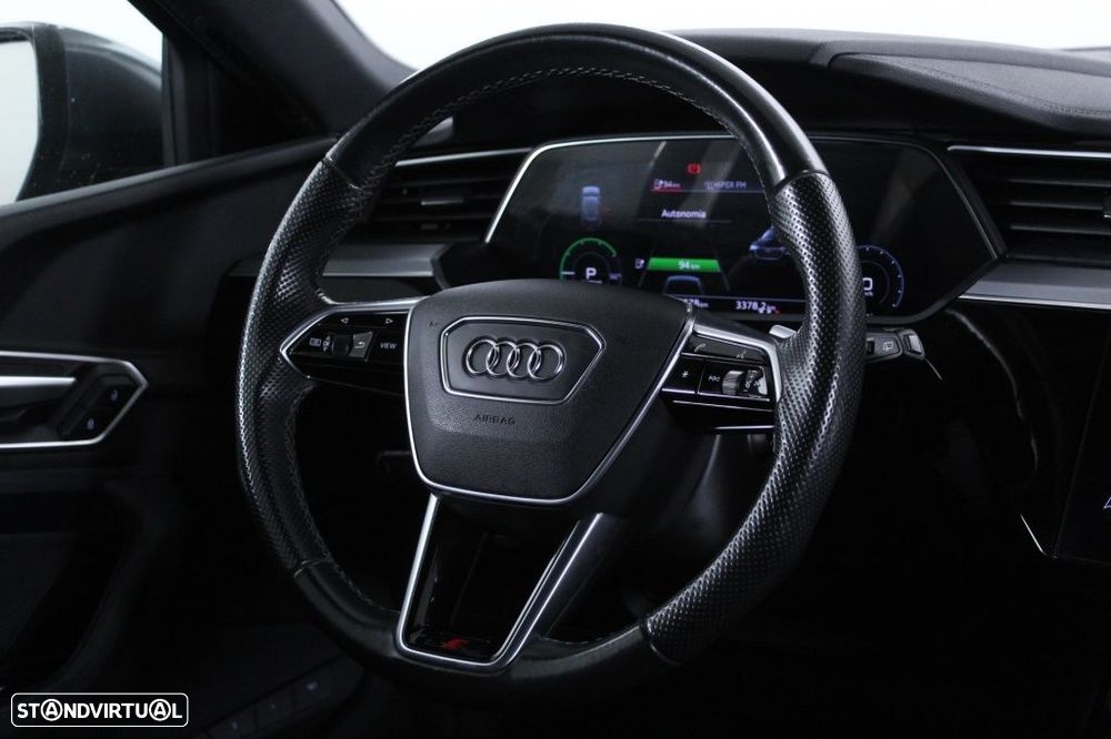 Audi e-tron 55 quattro S line - 16