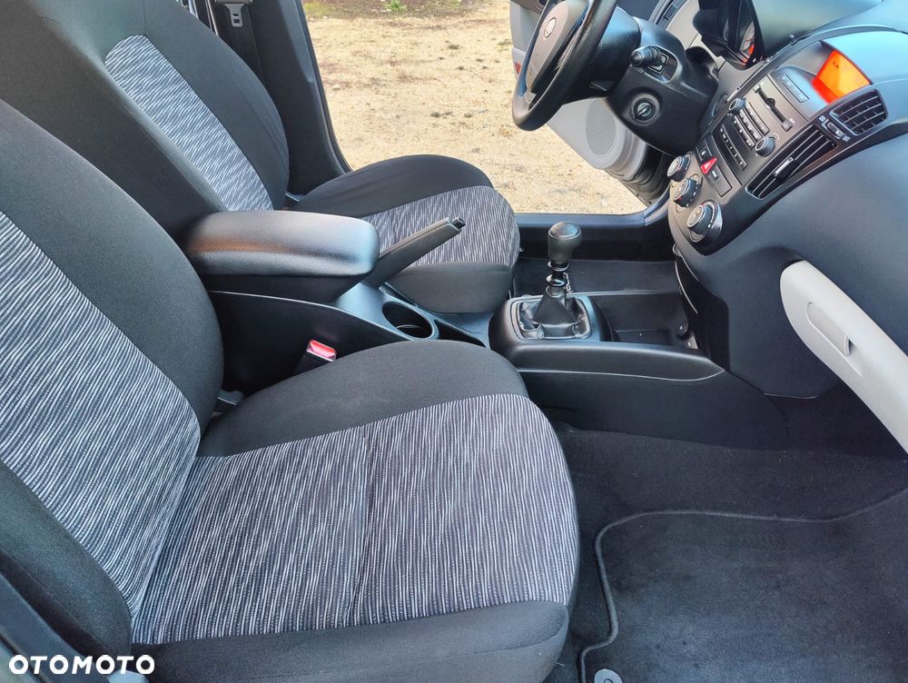 Kia Ceed 1.4 CVVT Attract - 15