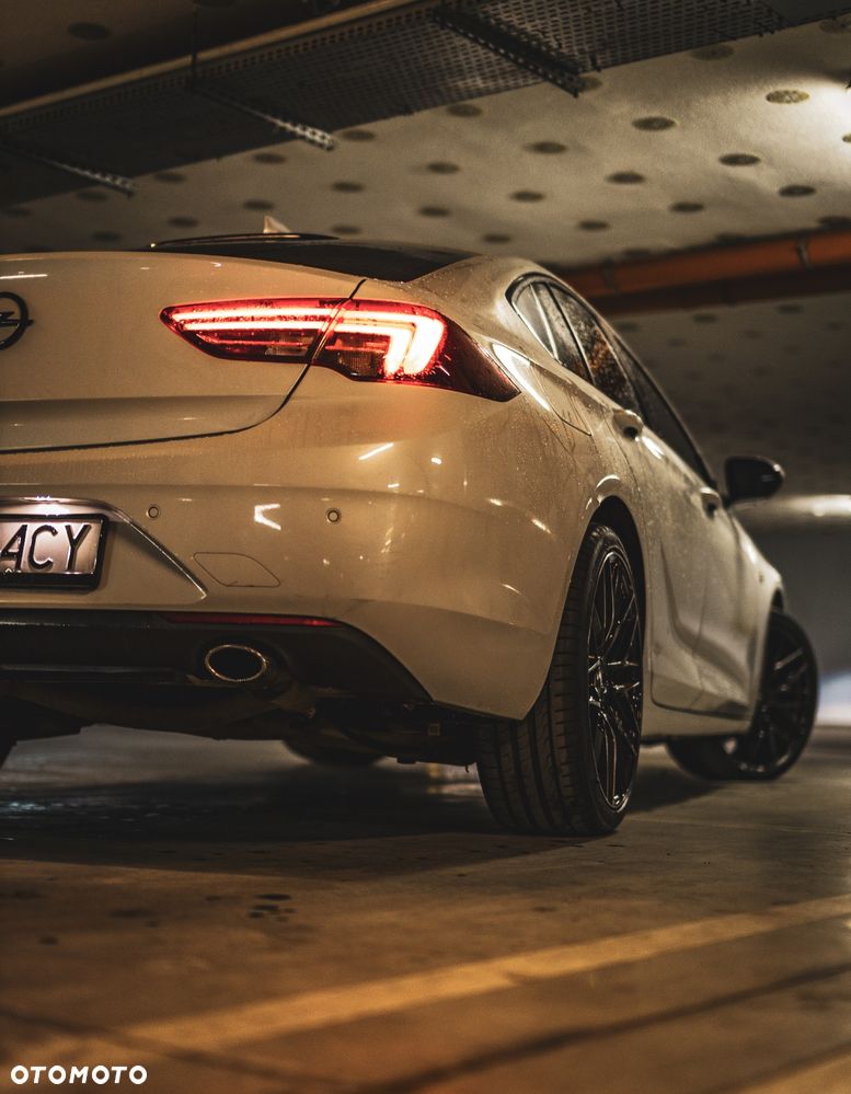 Opel Insignia 2.0 CDTI 4x4 GSi S&S - 5