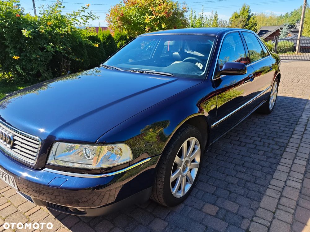 Audi A8 - 2