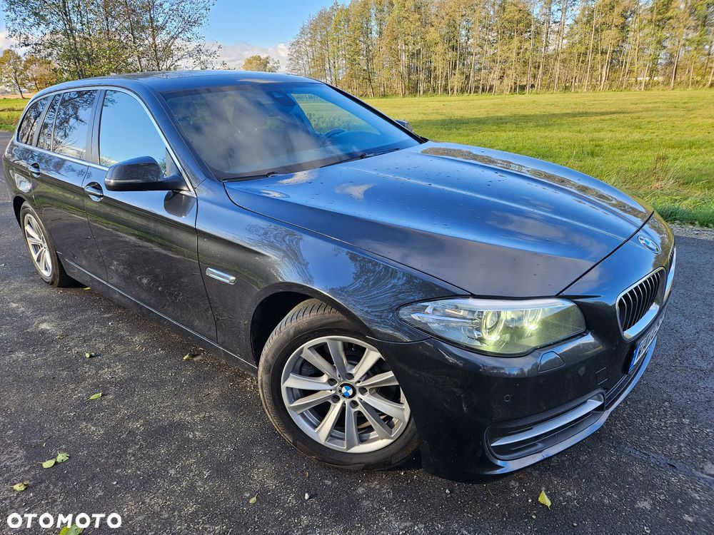 BMW Seria 5 520d xDrive Touring - 6