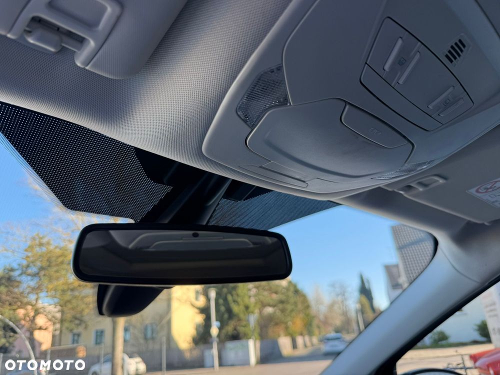 Ford Kuga Vignale 2.0 TDCi AWD - 24