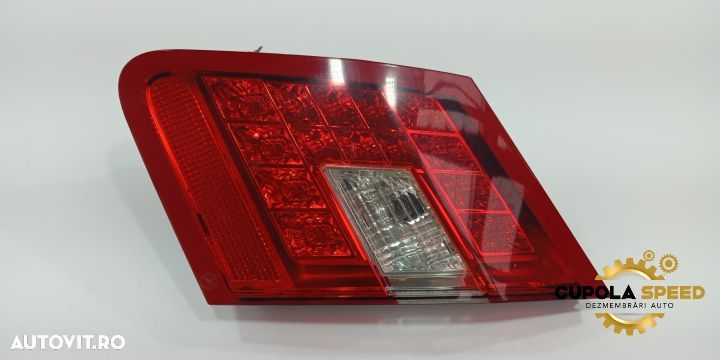 Lampa / Tripla stop dreapta pe capota portbagaj LED A2129060258R Merc - 1