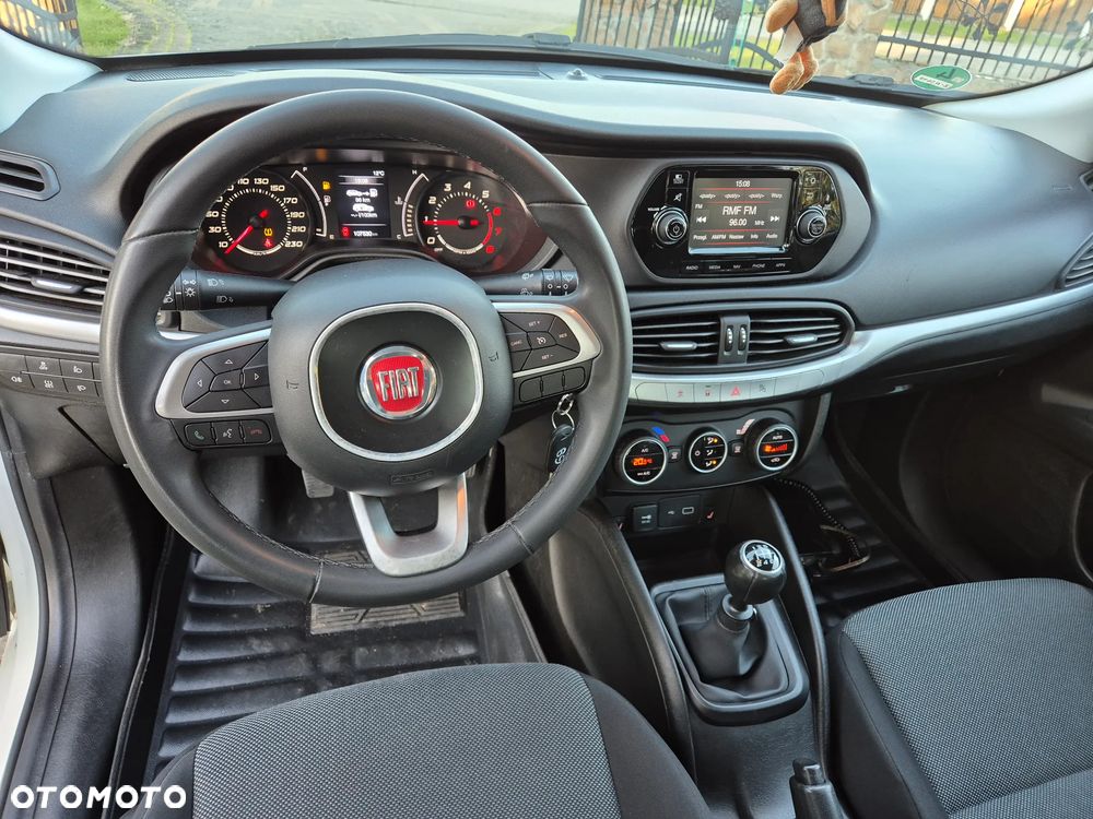 Fiat Tipo 1.4 16V More - 16