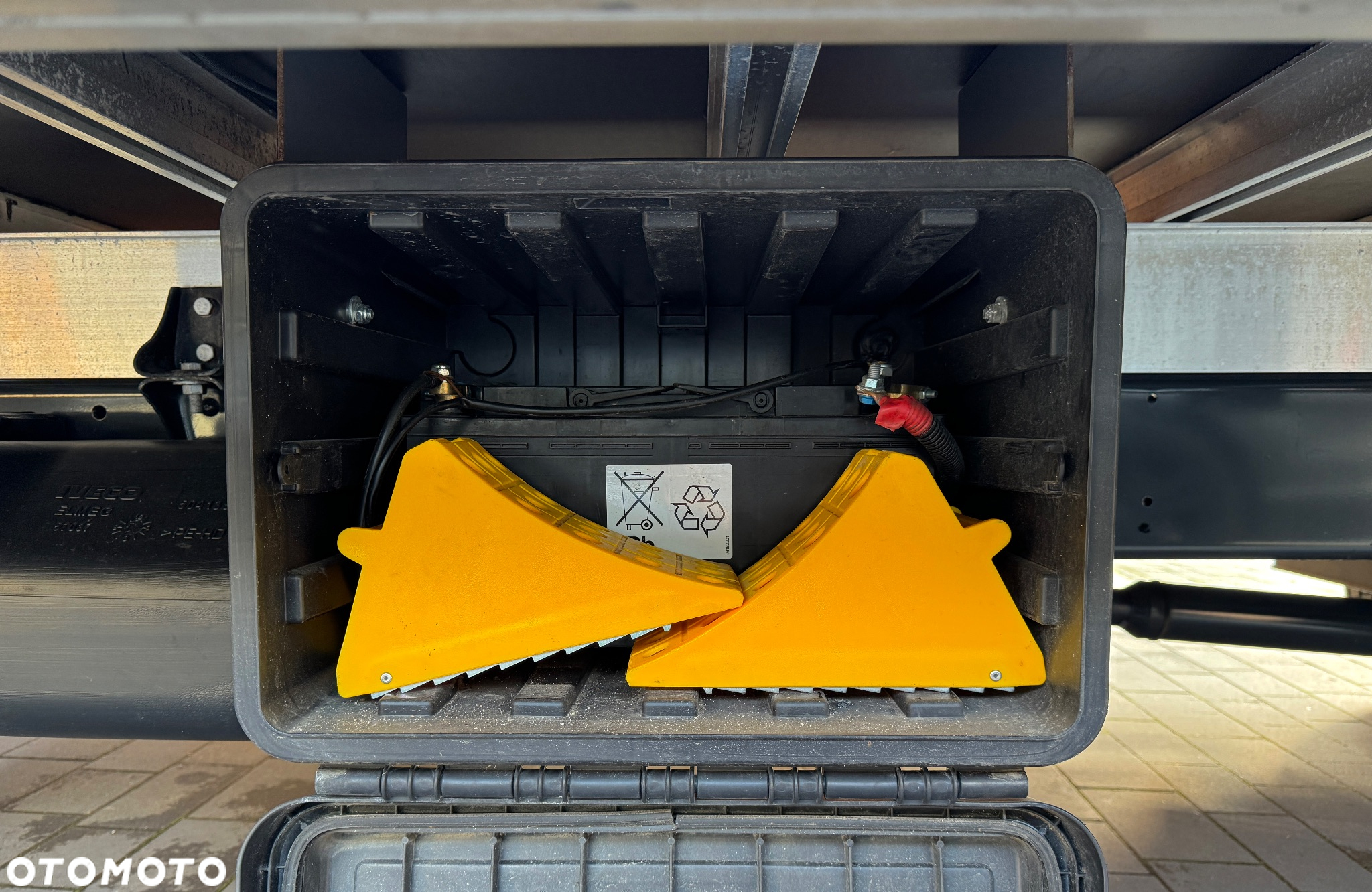 Iveco Daily 2022r‼️72C16‼️Winda Palfinger 1000Kg Udźwigu Izoterma/kontener 5.52m 3.0 Diesel DMC 7200 kg 70C16 Salon Polska Faktura VAT 23% - 41