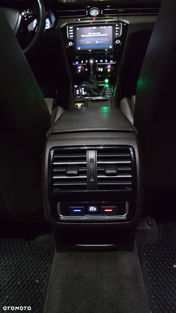 Volkswagen Passat 2.0 TDI BMT Highline DSG - 9