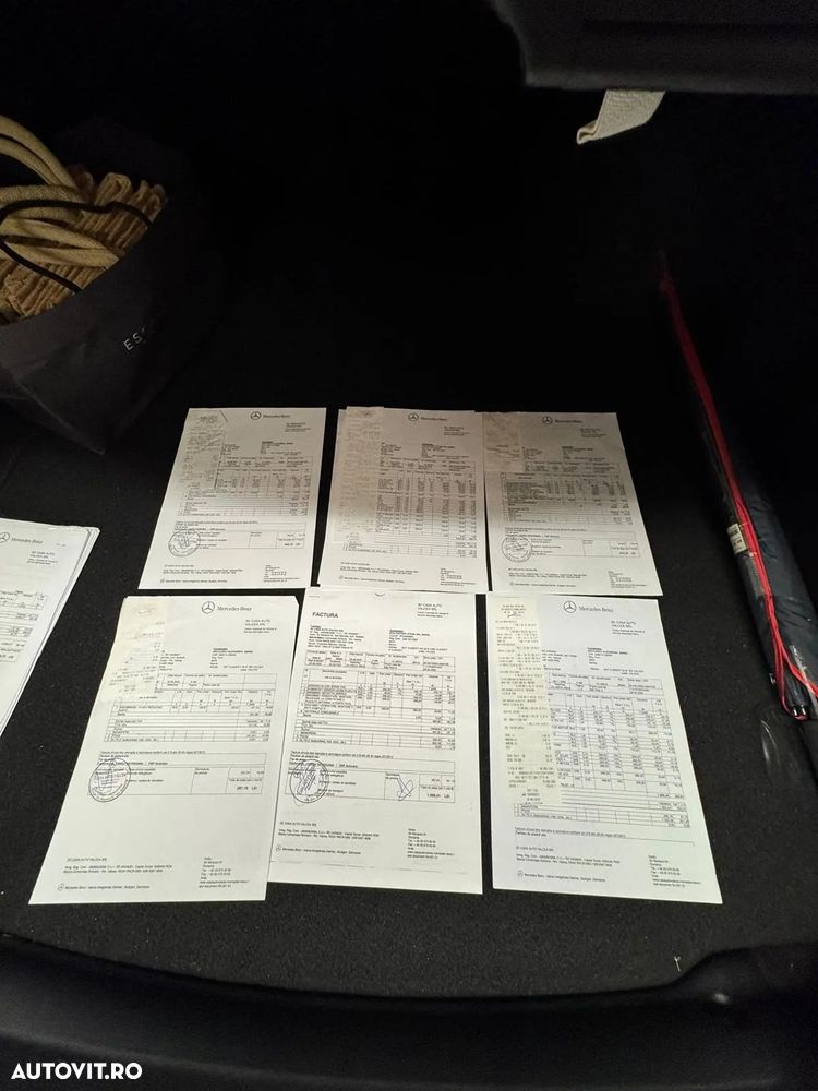 Mercedes-Benz E 220 d 4Matic 9G-TRONIC Avantgarde - 15